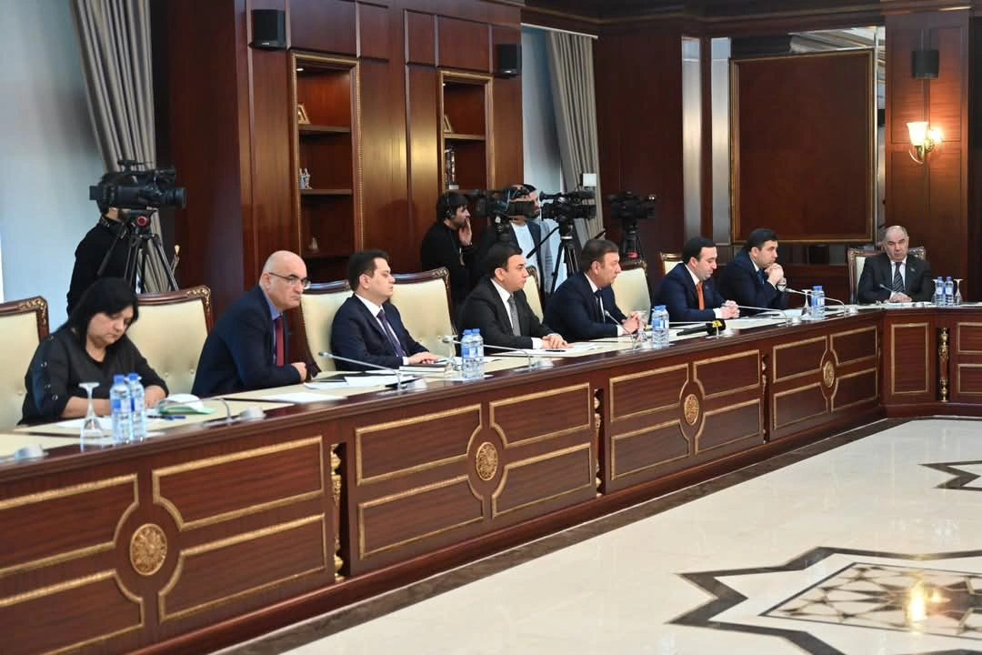 Milli Məclisin Gənclər və idman komitəsinin ilk iclası keçirildi - FOTO