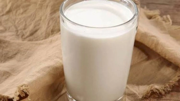 Azərbaycana süd və qaymaq idxalı kəskin artıb