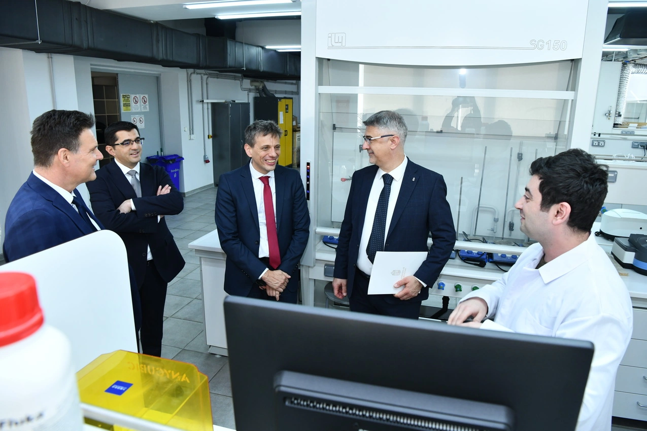 Macarıstan səfiri ADNSU-da olub - FOTOLAR