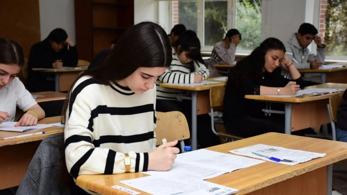 1394 nəfərin buraxılış imtahanı nəticəsi dəyişdirilib -<b>DİM</b>