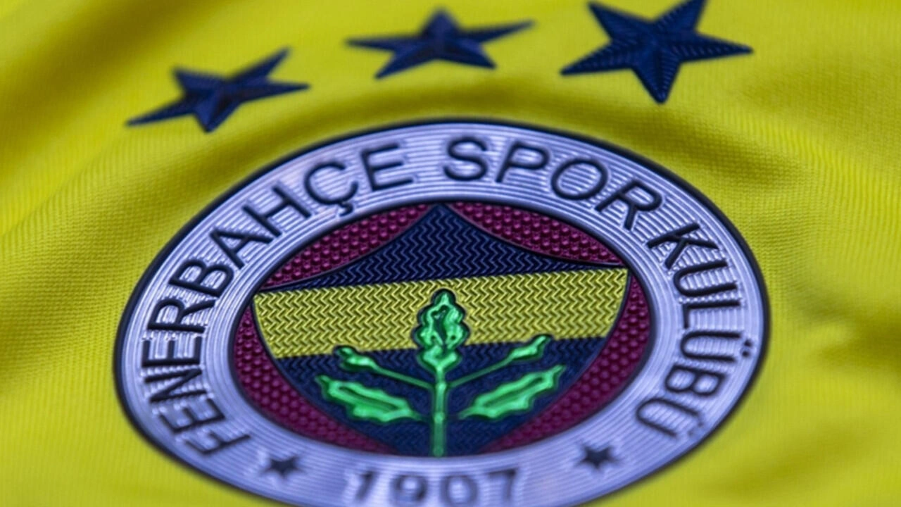 Fənərbağça keçmiş oyunçusunu qaytardı