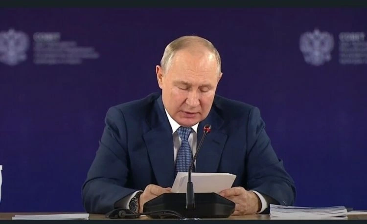Putin İran münaqişəsini koronavirusla müqayisə etdi