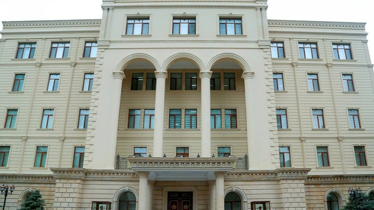 MN-də serbiyalı hərbçilərlə görüş keçirildi