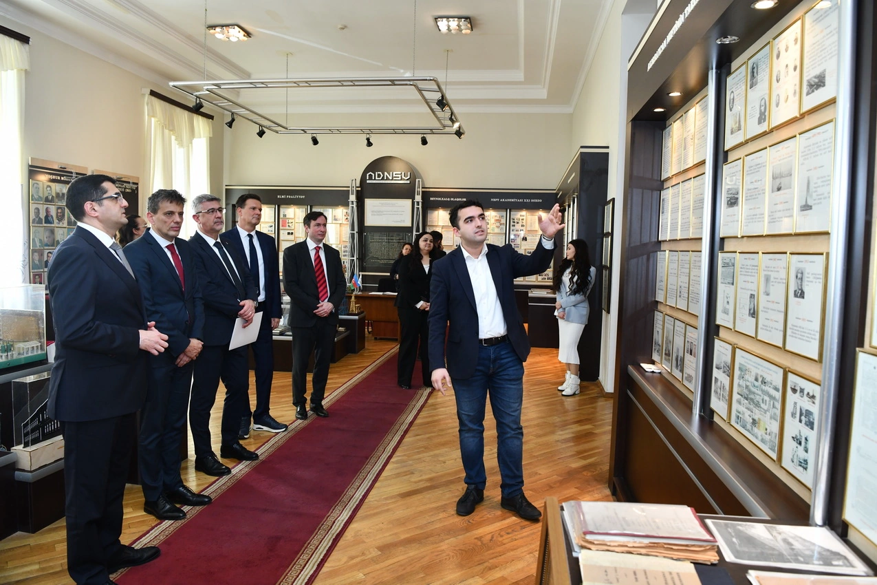 Macarıstan səfiri ADNSU-da olub - FOTOLAR