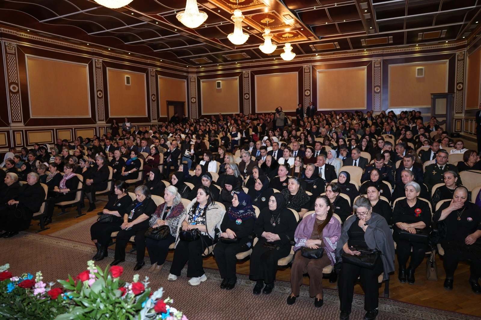 Abşeronda şəhid ailələrinin xanım üzvləri ilə 8 Mart tədbiri keçirilib - FOTO