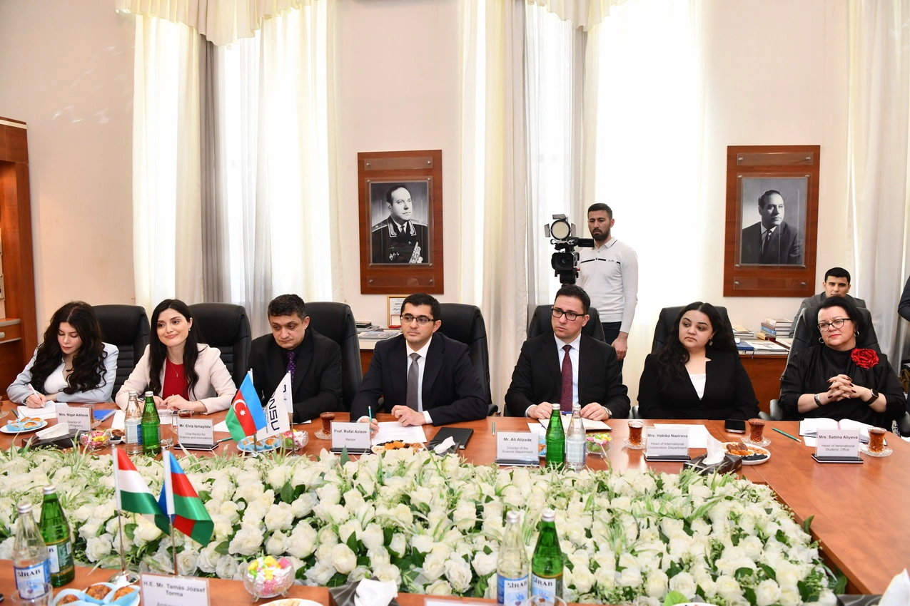 Macarıstan səfiri ADNSU-da olub - FOTOLAR