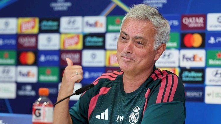 Mourinyo futbolçusunu müdafiə etdi