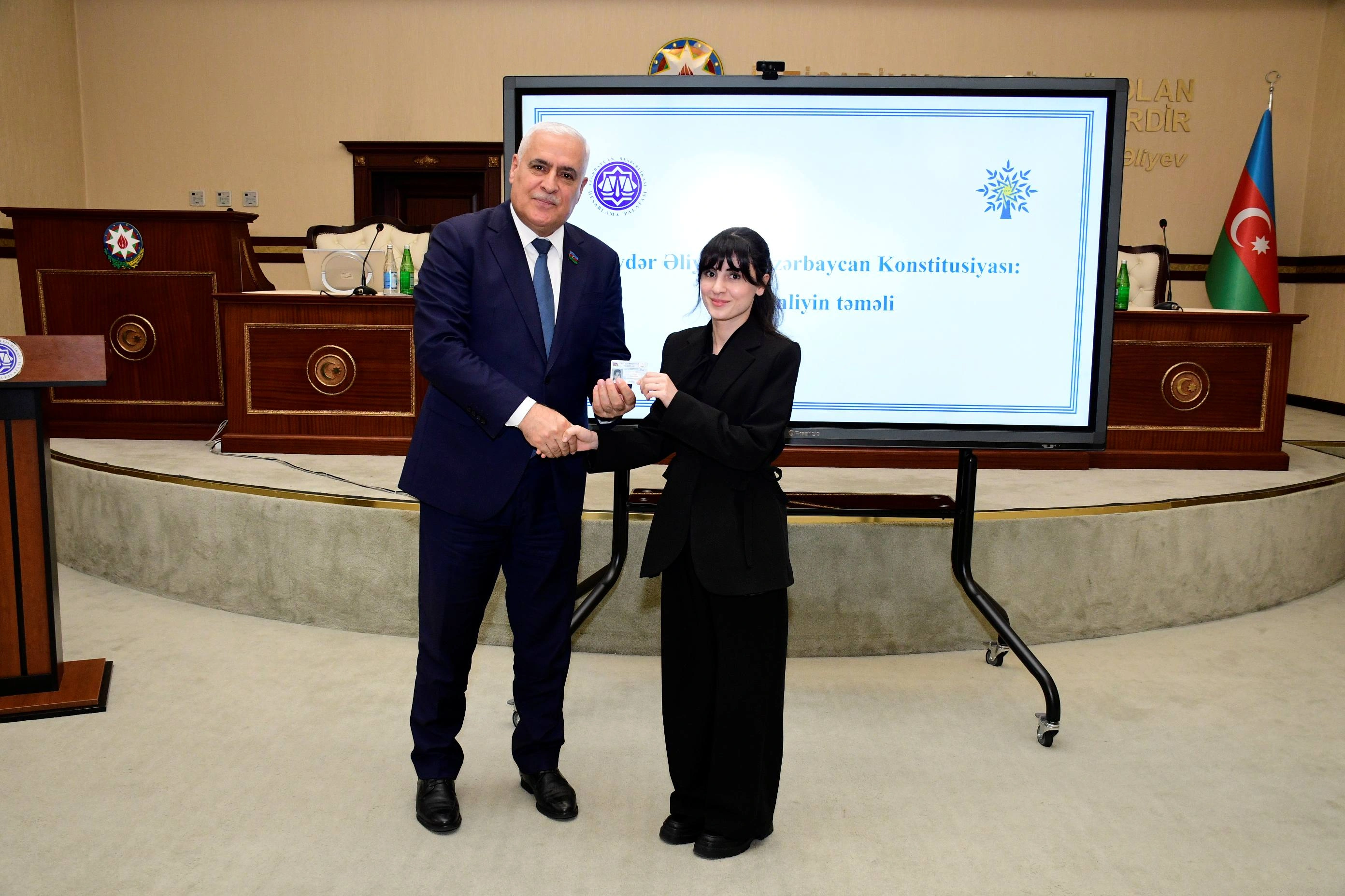 Hesablama Palatasında “Heydər Əliyev və Azərbaycan Konstitusiyası: Suverenliyin təməli” mövzusunda tədbir keçirilib