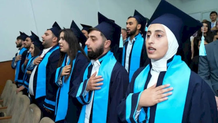İlahiyyat İnstitutunda and içmə: “O da hərbi qurumdur?!”