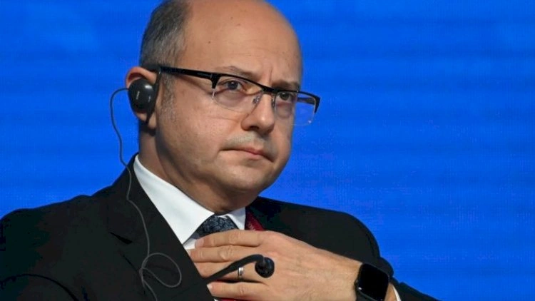 Azərbaycanda nazirə ağır itki üz verdi