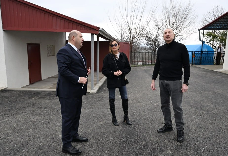 İlham Əliyev Xocavəndin Xanoba kəndində...