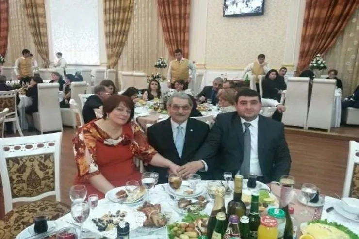 Xalq şairinin oğlu İrana qaçdı