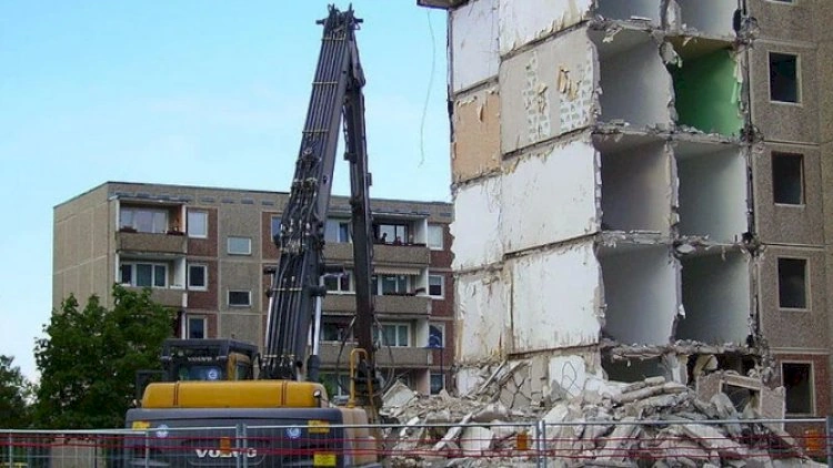 Evi plana düşənlər bu xəbəri mütləq oxusun – ƏN SƏRFƏLİ VARİANTLAR