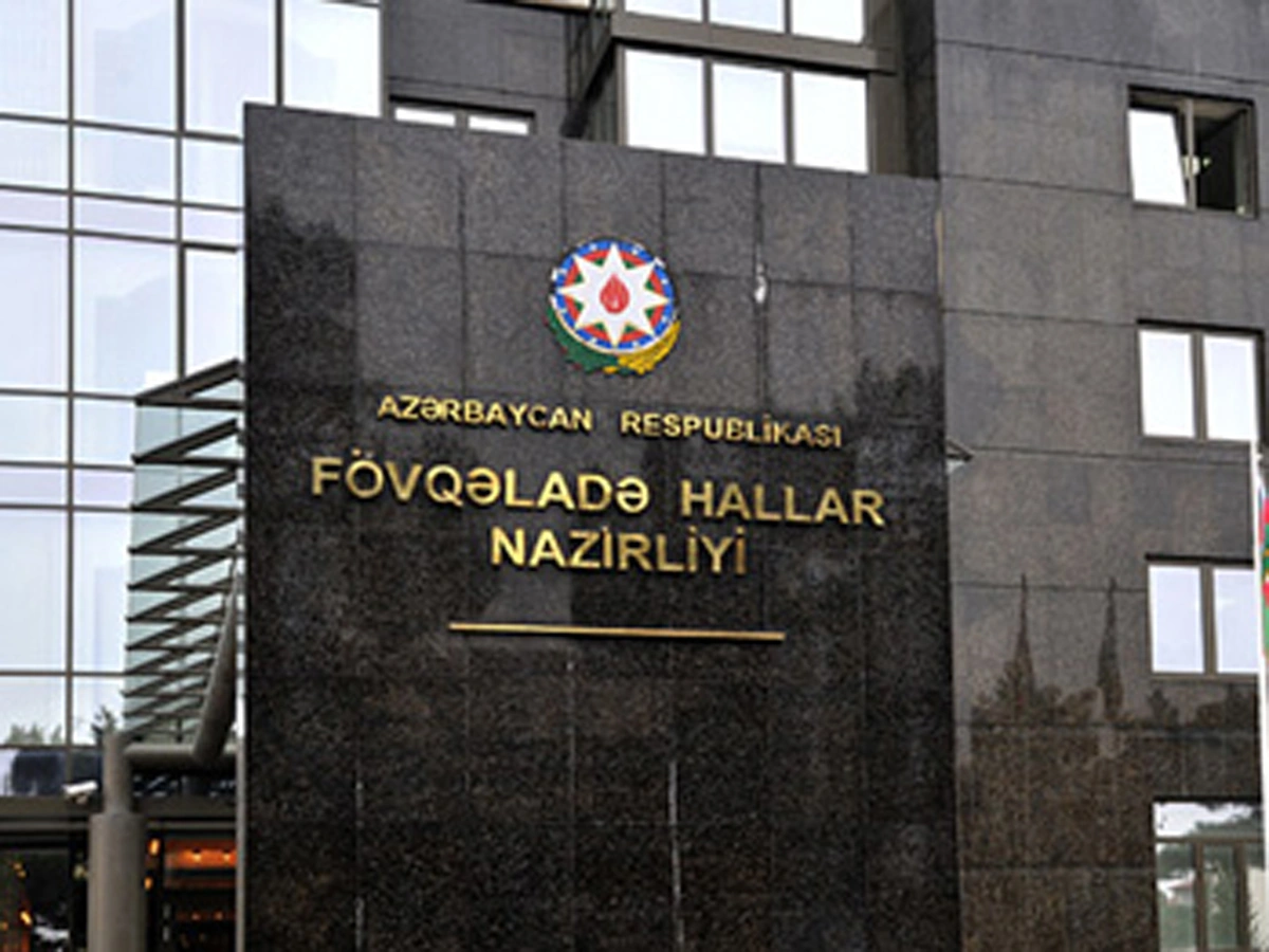 FHN xilasediciləri mənzildə bir nəfəri halsız vəziyyətdə aşkarladı