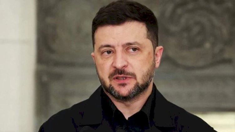 Zelenski: Ukraynanın uğurları Putinin ətrafında zəhərli atmosfer yaradıb
