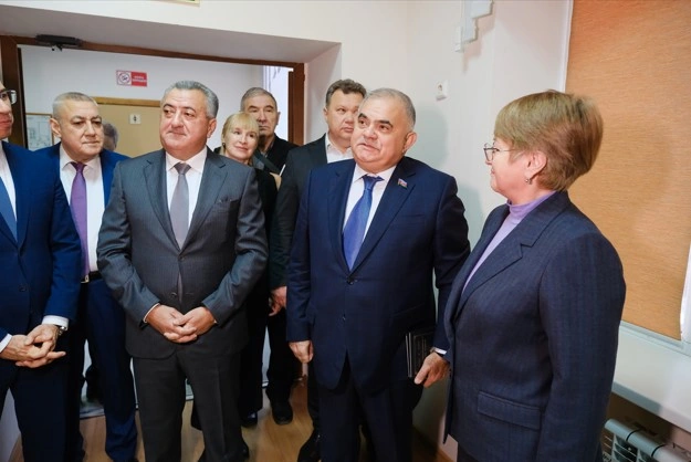Ümummilli Lider Heydər Əliyevin xatirəsi Həştərxan şəhərində yad edilib
