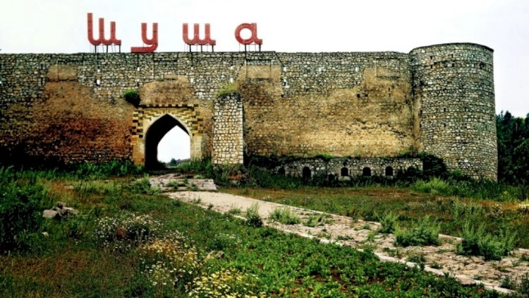 Şuşa şəhəri Çolpon-Ata ilə qardaşlaşdı