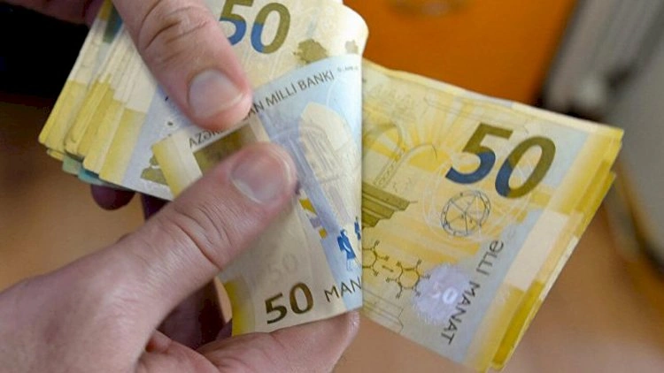 Sosial şəbəkələrlə bağlı yeni qərar: 50 min manat cərimə