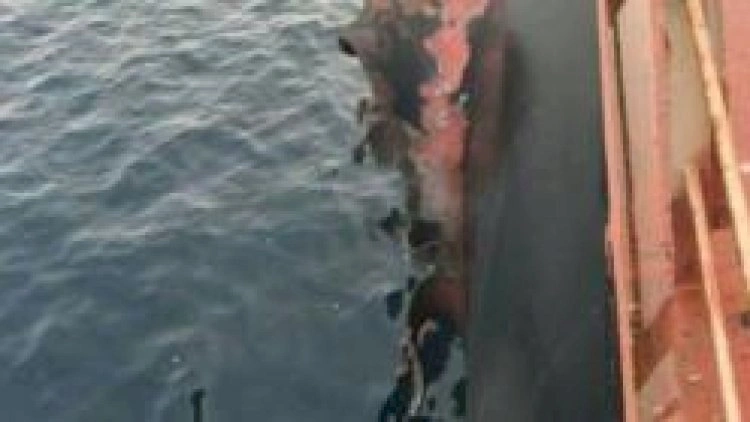 Azərbaycanlıların idarə etdiyi daha bir gəmi vuruldu