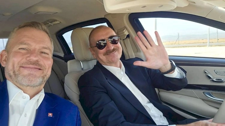 Prezident maraqlı foto paylaşdı