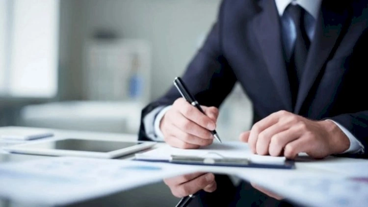 Azərbaycanda bu deputatın mandatı ləğv edildi   -FOTO