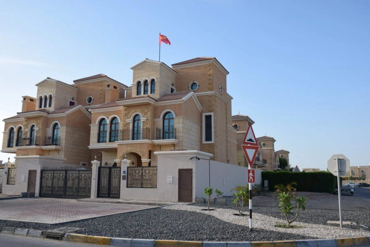 Qırğızıstan İrandakı səfirliyini BAĞLADI