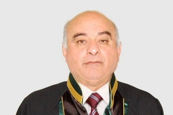 Tanınmış vəkil vəfat etdi