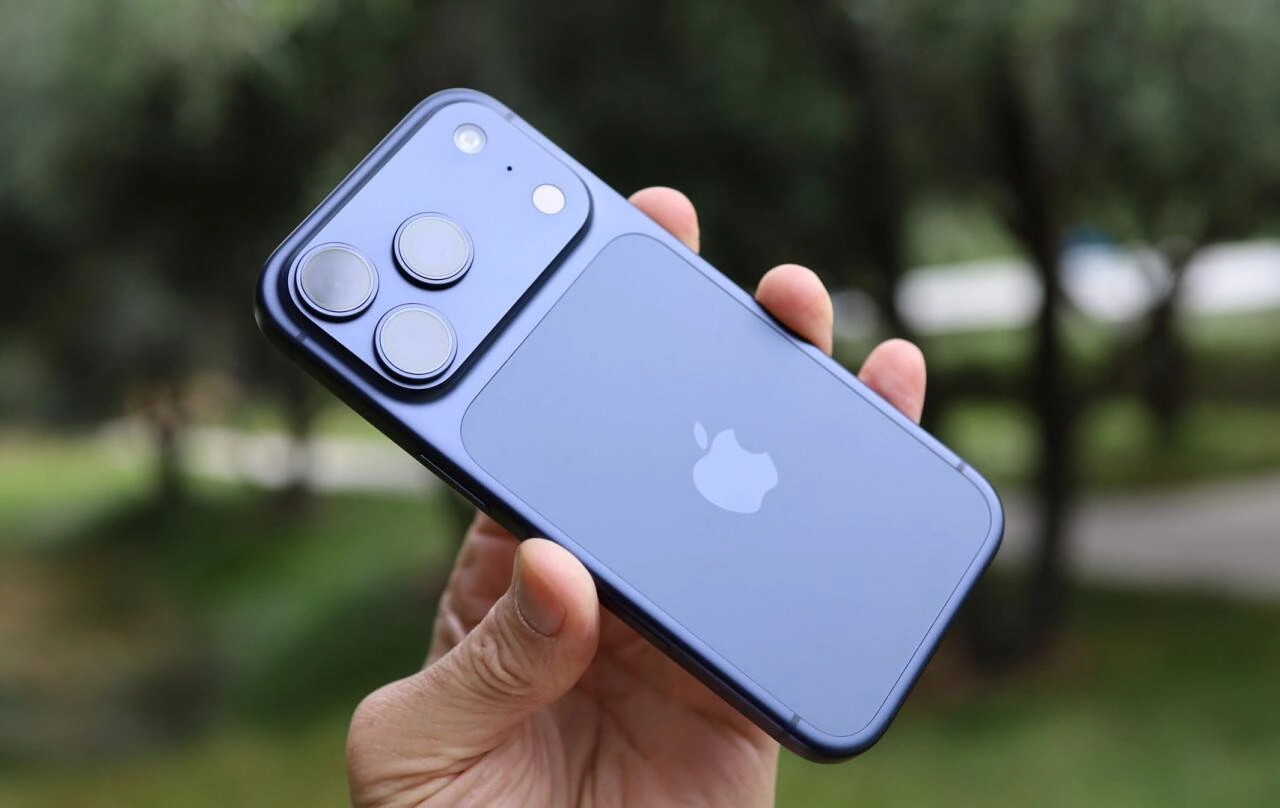 Apple tarixinin ən populyar seriyası bu “iPhone” oldu