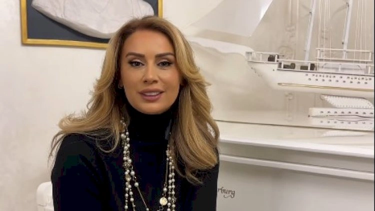“Azərbaycan musiqisini bir mahnı ilə dünyaya çıxardım” — Roza