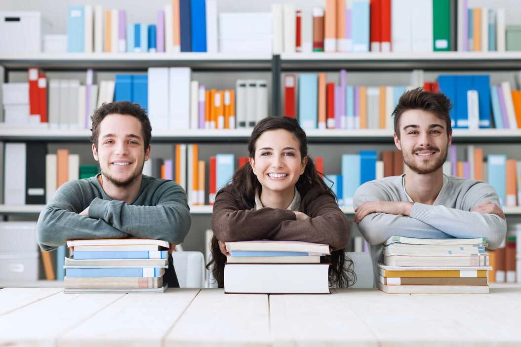 Kolleclərdə müəllim hazırlığı niyə dayandırıldı? – Qərarın pərdəarxası