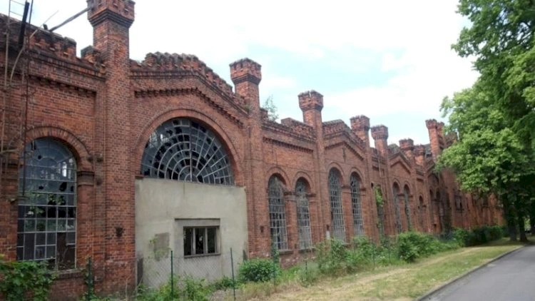 184 illik tarixi zavod cəmi 1 avroya satılır –   Tək tələb budur