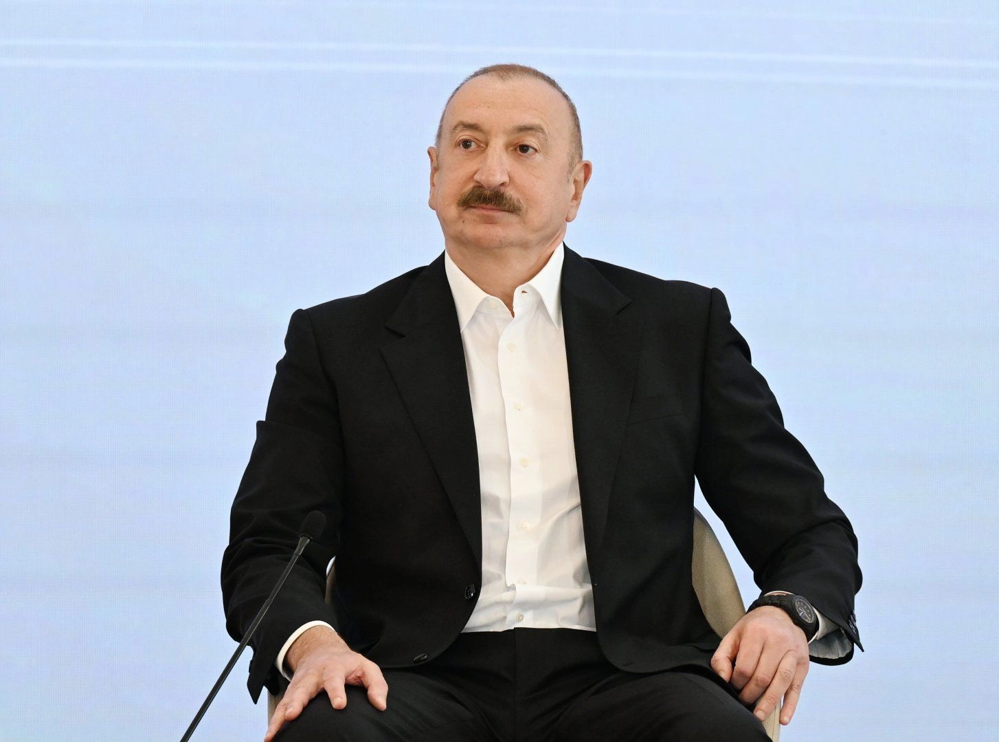 İlham Əliyev Münhendə Azərbaycan jurnalistlərinə müsahibə verib