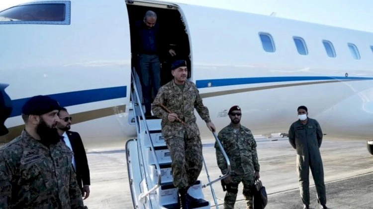 Pakistanlı feldmarşal İranla ABŞ arasında vasitəçilik etmək üçün Tehrana gəldi