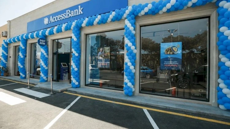 Şirkətlər “AccessBank”dan pullarını geri çəkir