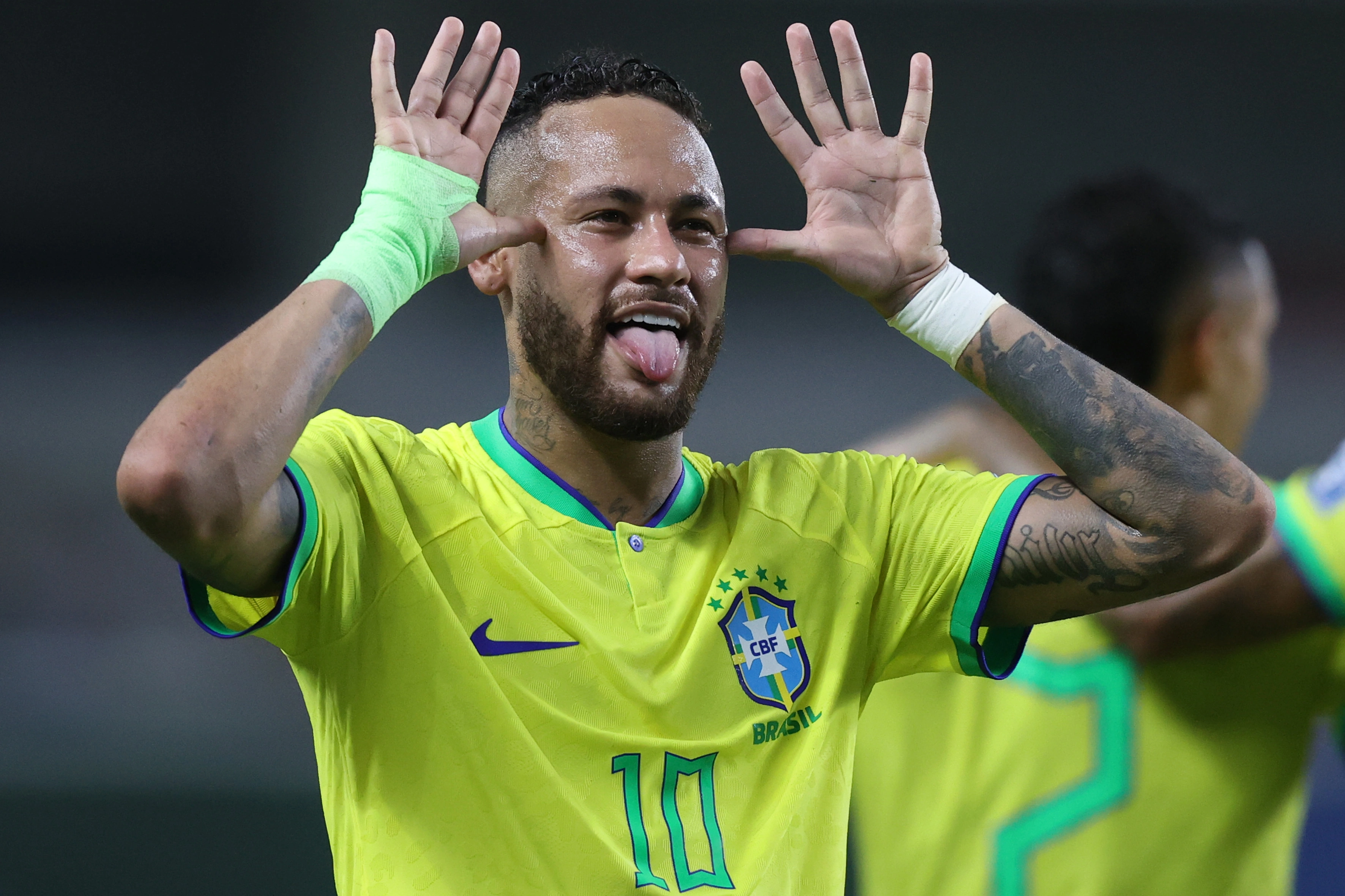 Neymar geri qayıdır