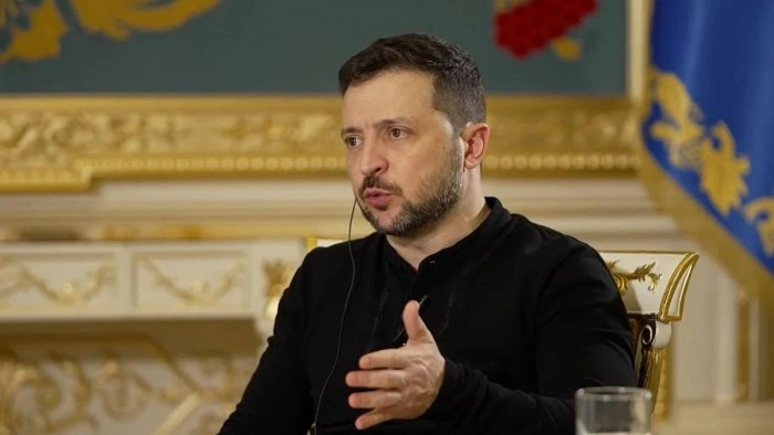 Zelenski: Putin Ukrayna ilə kifayətlənməyəcək”
