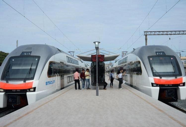 8 Martla bağlı qatarların hərəkət cədvəli DƏYİŞƏCƏK