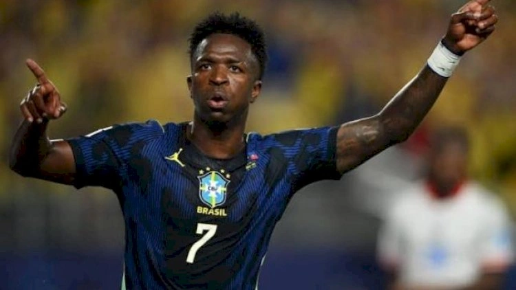 Braziliya Vinisiusa görə FIFA-ya etiraz etdi