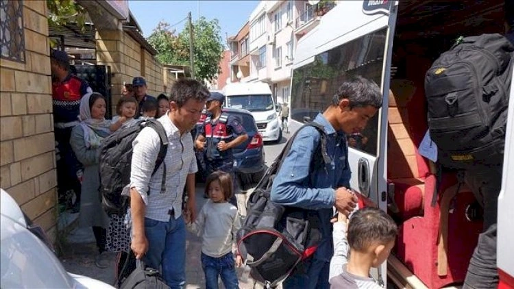 Türkiyə sahillərində qanunsuz miqrantlar saxlanıldı