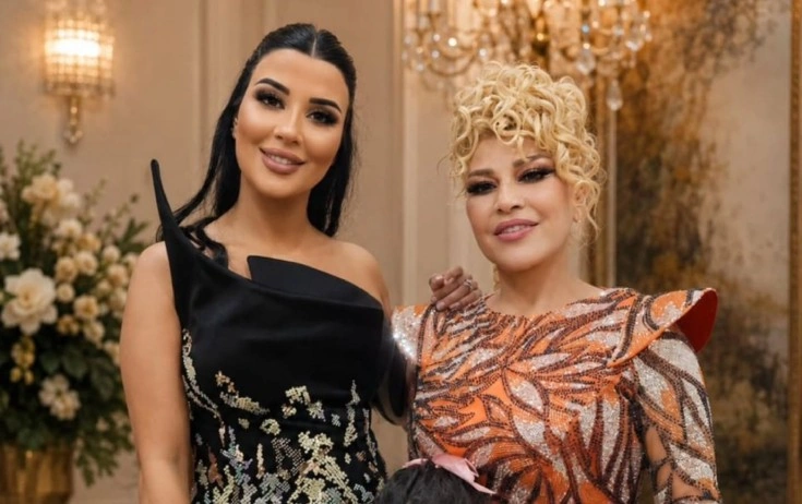 İlk dəfə nəvəsinin fotosunu paylaşdı