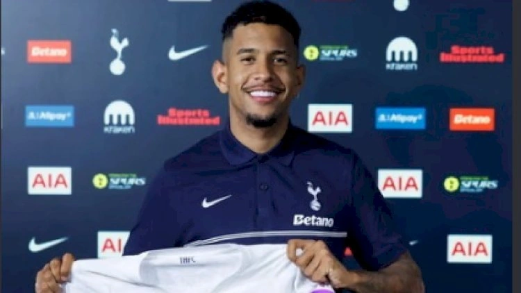 “Tottenhem” daha bir futbolçunu transfer etdi