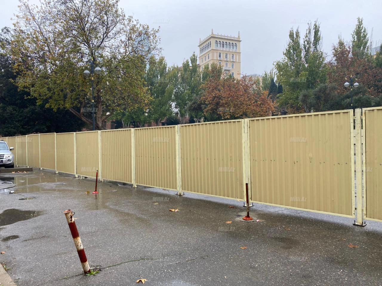 Bakının məşhur parkinqi bağlandı - FOTO
