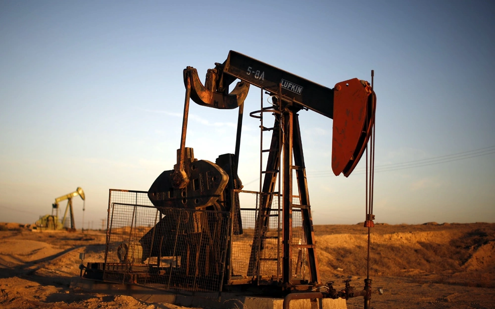 Brent nefti 107 dollardan baha satılır