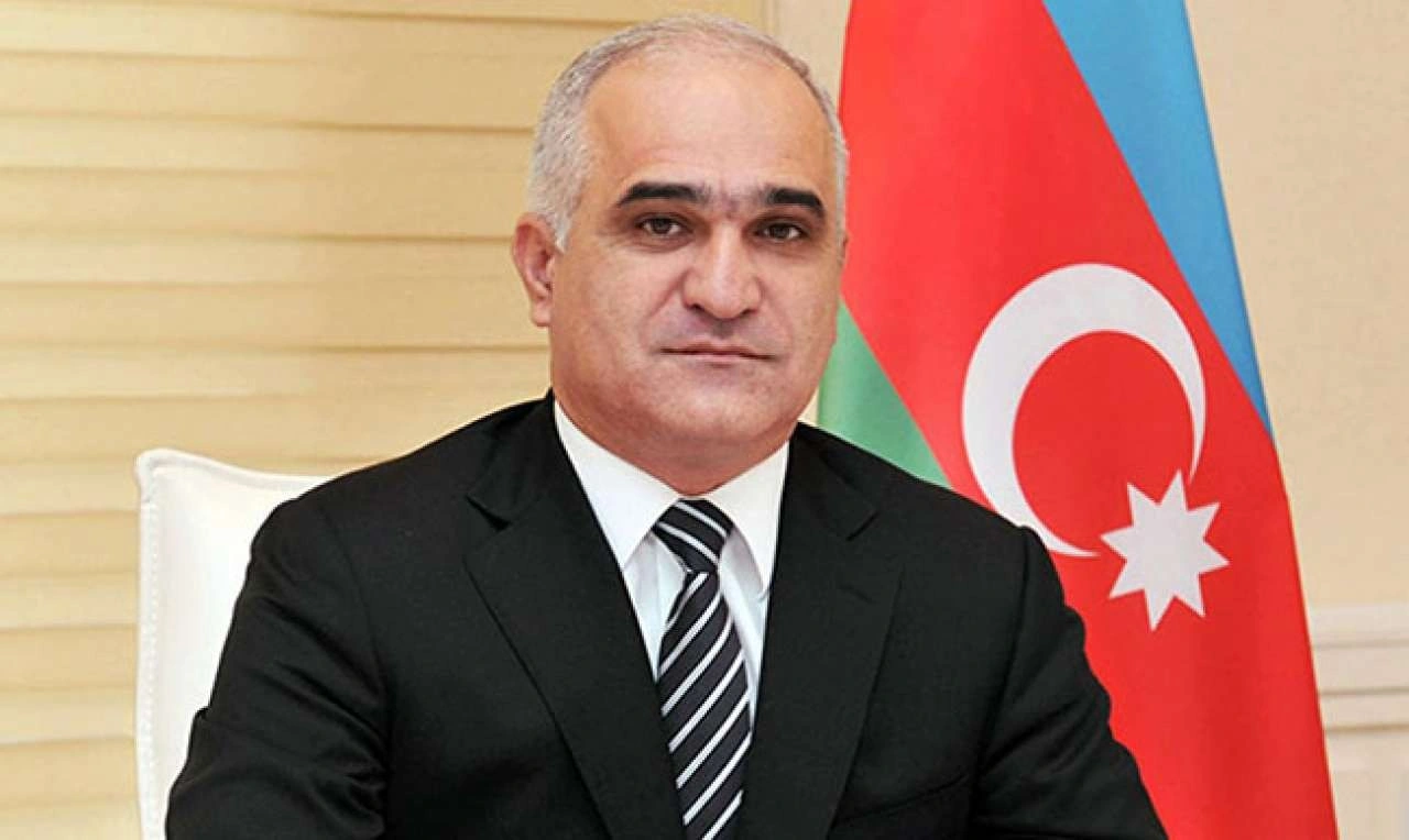 Şahin Mustafayev Ermənistana getdi