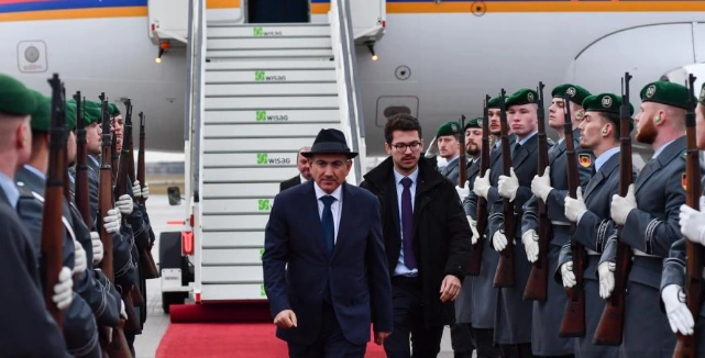Paşinyan niyə kepkadan şlyapaya keçdi? - “Heç saqqal da onu xilas edə bilməz”