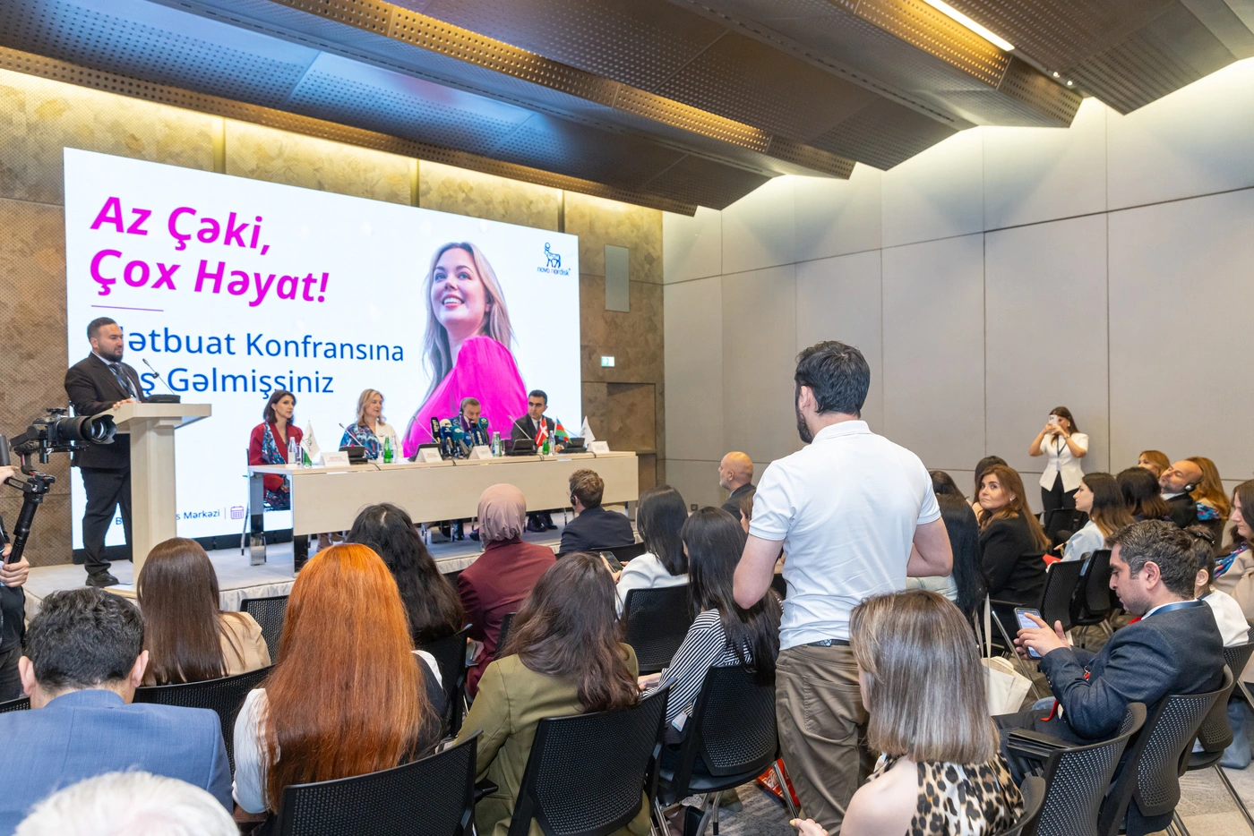 “Az Çəki, Çox Həyat”: Novo Nordisk piylənmə ilə mübarizədə müasir tibbi yanaşmalarını Azərbaycana gətirir