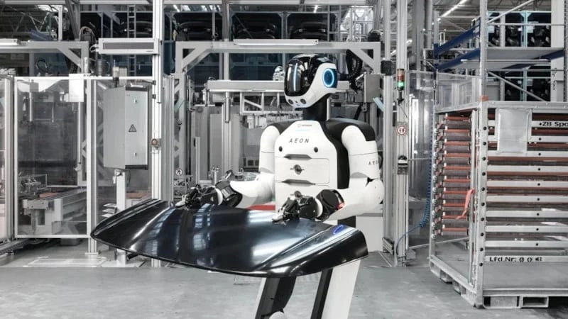 BMW-dən yenilik - Yeni nəsil robotlarla işləyəcək