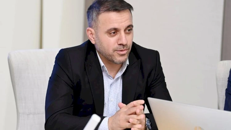 “Toral Bayramov “Bursaspor”da hələ uyğunlaşma dönəmi keçir” - Ayxan Abbasov