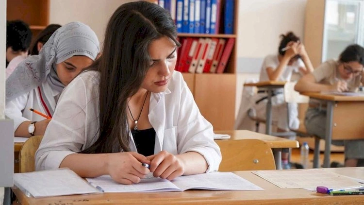 Bu qədər abituriyent 100 balı belə toplaya bilmədi - 10 ilin acı reallığı