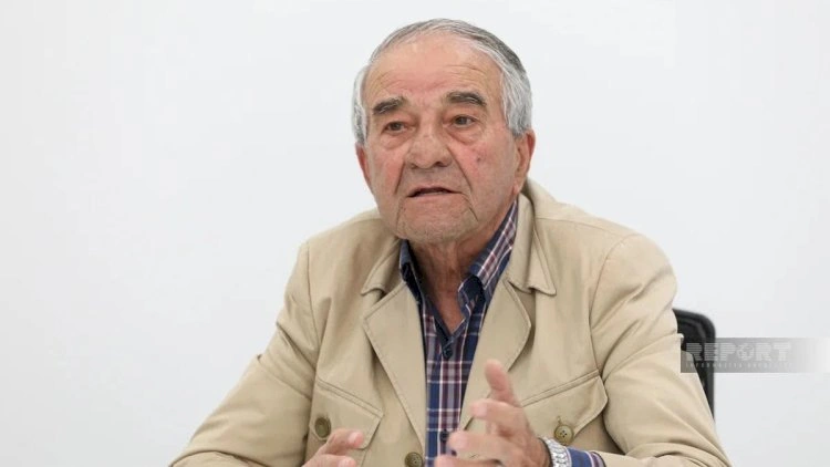 “Ayılın! Adam and içdiyi çörəyi zibil qutusuna atmaz” – SƏRT SÖZLƏR